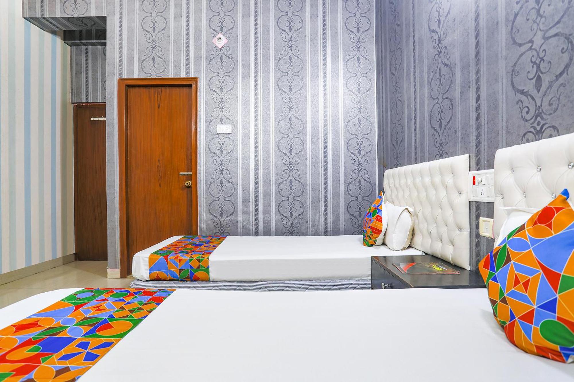 Fabhotel Buddha Saalt Bodh Gaya Buitenkant foto